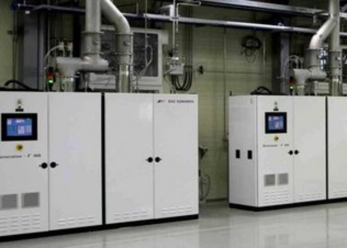 f400_installation_cropped